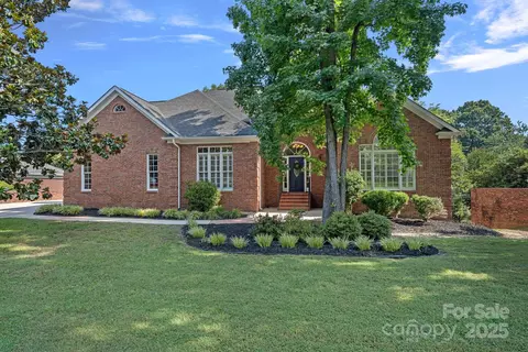 343 Gringley Hill Rd, Fort Mill, SC 29708