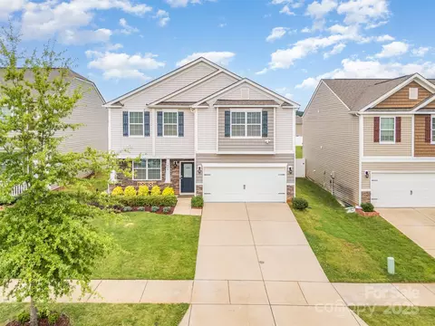1624 Savory Ln, Charlotte, NC 28216