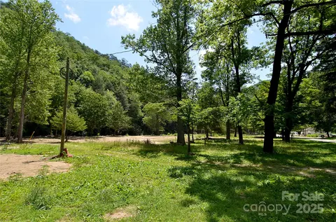 6780 Buck Creek Rd, Marion, NC 28752