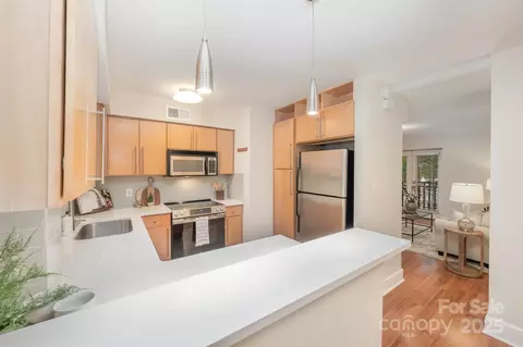 207 N Dotger C14 Ave #C14, Charlotte, NC 28207