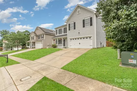528 Goodloe Dr, Charlotte, NC 28262