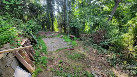 Exterior - 160 Cleveland Rd, Tryon, NC 28782 photo 2 of 7