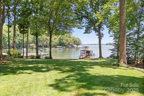 View/Area - 2704 Apache Trl, Denver, NC 28037 photo 3 of 4
