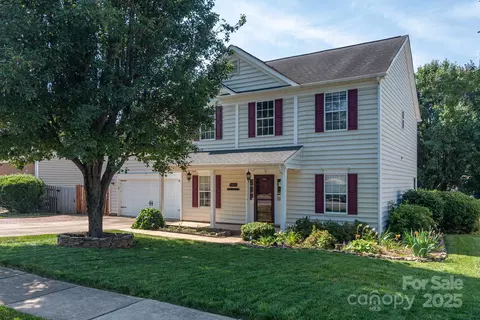 9410 Culcairn Rd, Huntersville, NC 28078