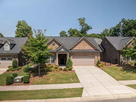 5268 Courtyard Ln, Belmont, NC 28012