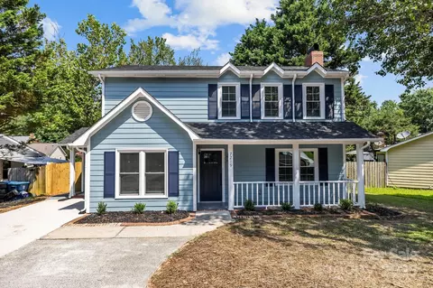 7219 Spring Morning Ln, Charlotte, NC 28227