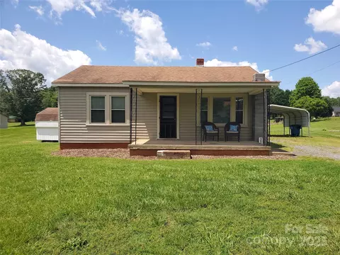 3558 Sunset Grill St, Connelly Springs, NC 28612