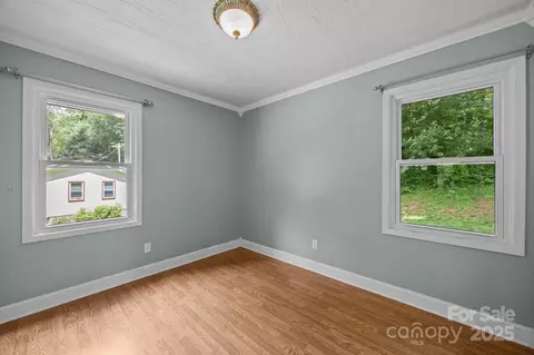 Bedroom - 64 Christopher Ln, Sylva, NC 28779 photo 5 of 7