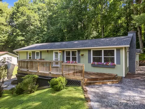 Exterior - 64 Christopher Ln, Sylva, NC 28779 photo 2 of 5