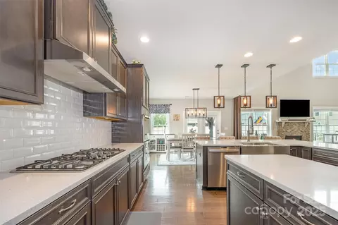 Kitchen - 2960 Haley Cir, Davidson, NC 28036 photo 1 of 4