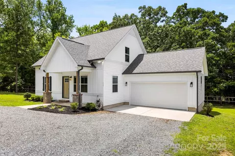 529 N Central Ave, Locust, NC 28097