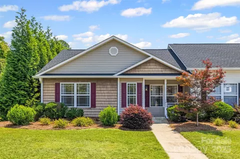 703 Dalebrook Ln, Rock Hill, SC 29730