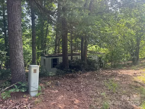 1290 Gardiol Ne Ave NE, Valdese, NC 28690