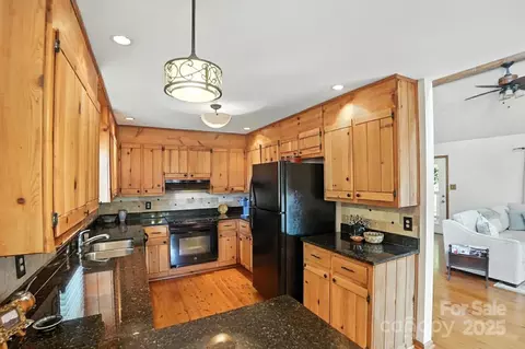 Kitchen - 1119 Palmyra Dr, Tega Cay, SC 29708 photo 1 of 1