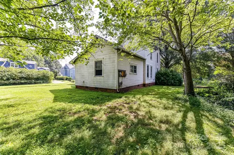 504 Potts St, Davidson, NC 28036 photo 2