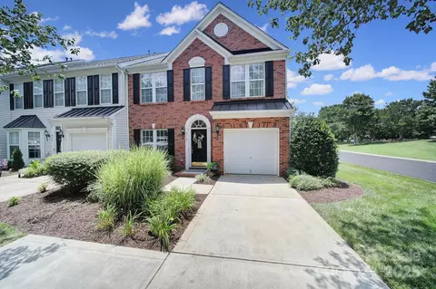 918 Kite Dr, Fort Mill, SC 29715