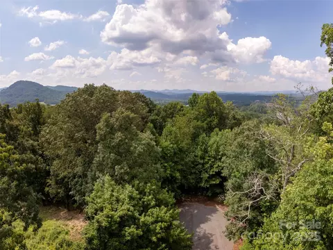 61 Arabella Ln, Arden, NC 28704