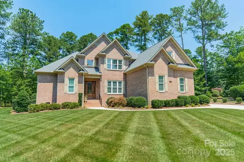 7671 Bermuda Hills Ln, Denver, NC 28037