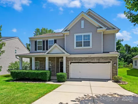 10409 Dominion Village Dr, Charlotte, NC 28269