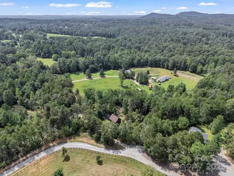 663 Fair Winds Dr, Tryon, NC 28782 photo 28