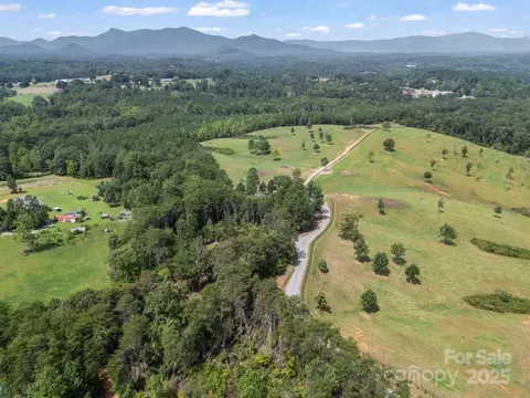 663 Fair Winds Dr, Tryon, NC 28782 photo 27