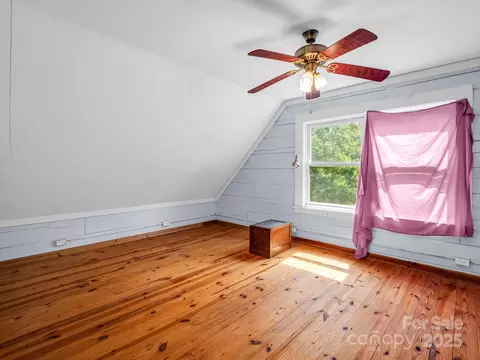 663 Fair Winds Dr, Tryon, NC 28782 photo 12
