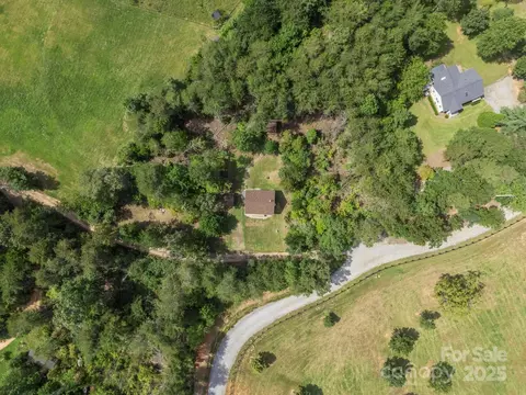 663 Fair Winds Dr, Tryon, NC 28782 photo 37