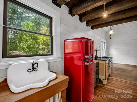 663 Fair Winds Dr, Tryon, NC 28782 photo 8