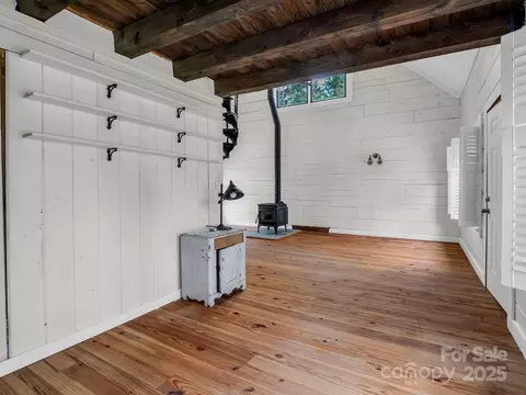 663 Fair Winds Dr, Tryon, NC 28782 photo 10