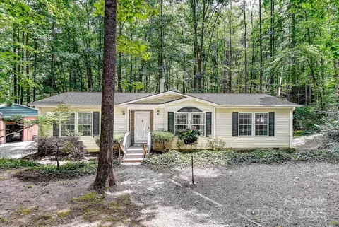 20 Jessica Ln, Barnardsville, NC 28709