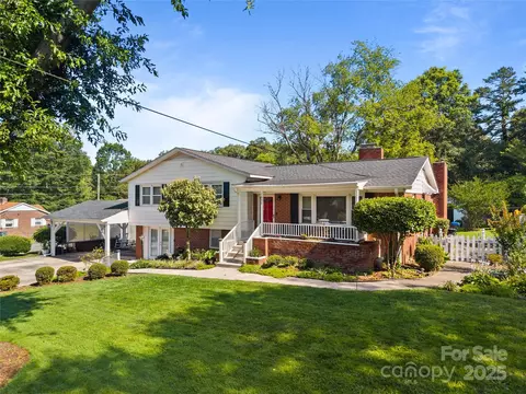 1632 Kimberly Dr, Gastonia, NC 28052