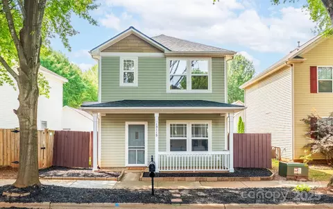 13115 Meadowmere Rd, Huntersville, NC 28078