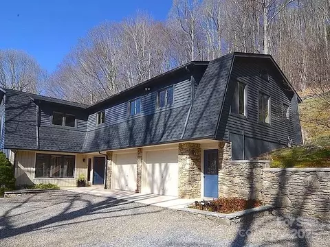 617 Norton Fork Rd, Hot Springs, NC 28743