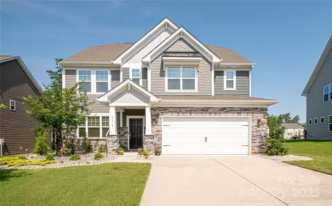 17718 Terryglass Ln, Charlotte, NC 28278