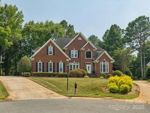 13101 Kensworth Ct, Charlotte, NC 28277