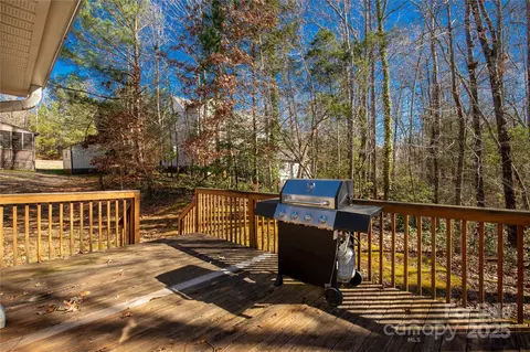 Exterior - 4114 Flint Dr, Lancaster, SC 29720 photo 4 of 7