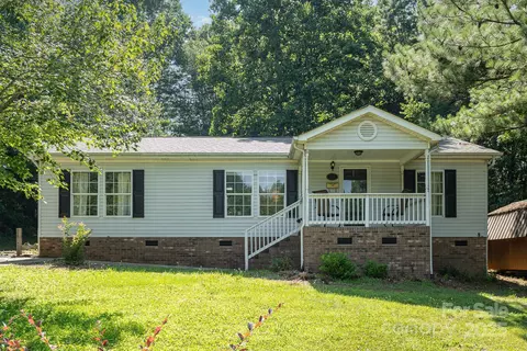 394 Link Dr, Iron Station, NC 28080