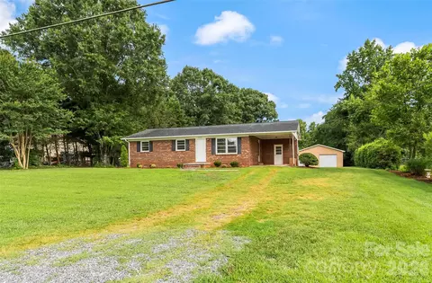 4146 Old State Rd, Newton, NC 28658