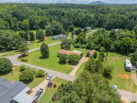 854 Joseph Antoon Cir, Stanley, NC 28164
