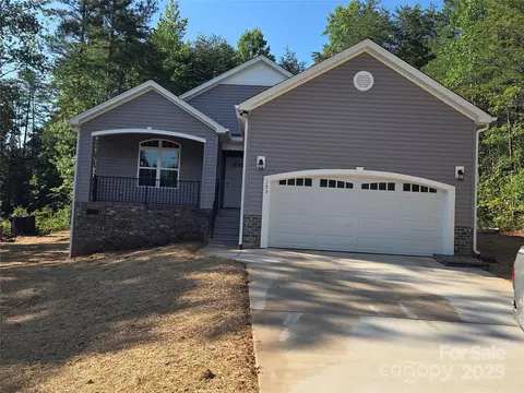 153 Brook Creek Dr, Troutman, NC 28166