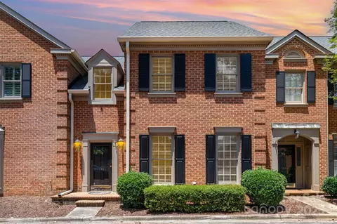 2825 Sharon View Rd, Charlotte, NC 28210