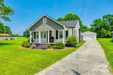 903 Rhode Island Ave, Kannapolis, NC 28083
