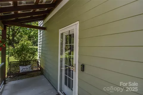 Exterior - 1239 Mac Ln, Stanley, NC 28164 photo 2 of 4