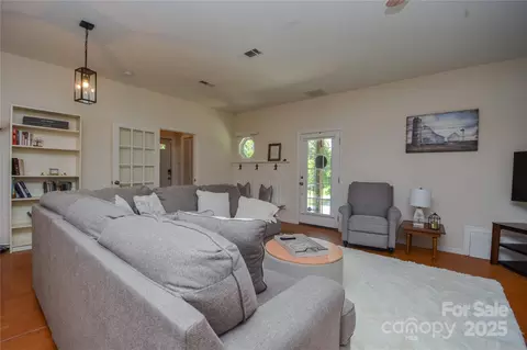 Living - 1239 Mac Ln, Stanley, NC 28164 photo 2 of 2