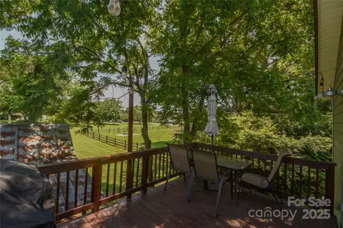 Exterior - 1239 Mac Ln, Stanley, NC 28164 photo 4 of 4
