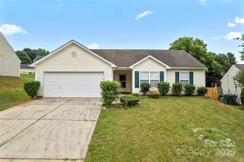 7616 Shiny Meadow Ln, Charlotte, NC 28215