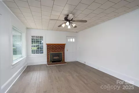 Living - 2125 E Ridge Rd, Salisbury, NC 28144 photo 6 of 8