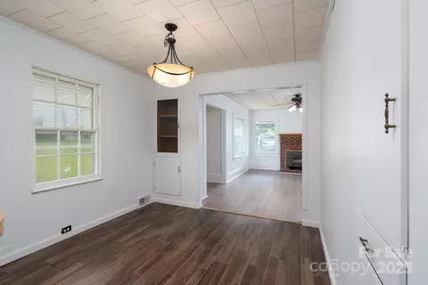 Living - 2125 E Ridge Rd, Salisbury, NC 28144 photo 8 of 8