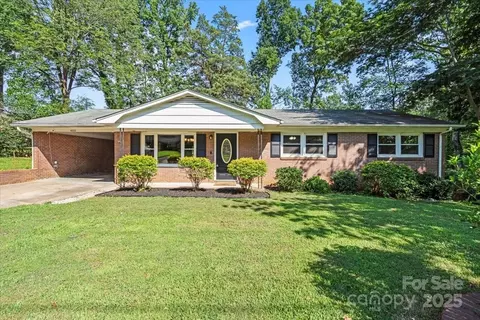 4322 Greenhaven Ln, Gastonia, NC 28056