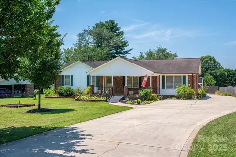 1553 Home 51 Trl #51, Lincolnton, NC 28092